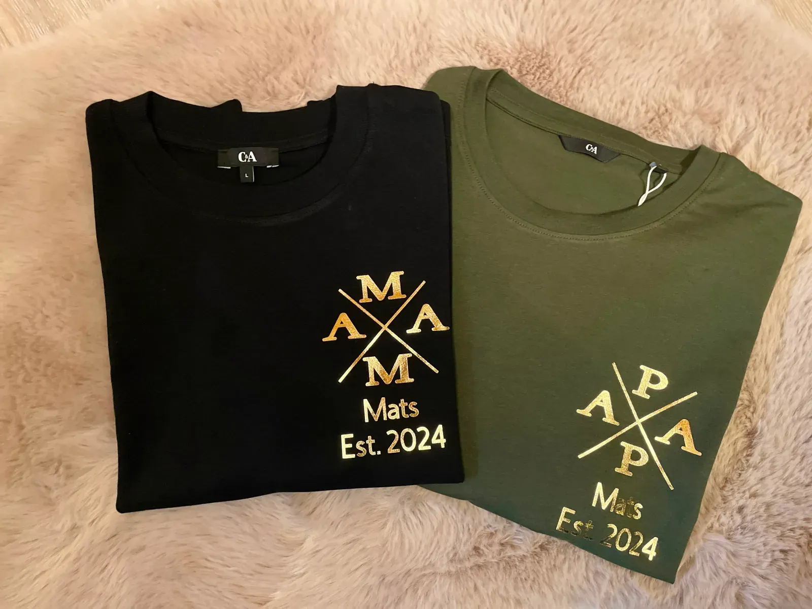 Personalisierte Mama- & Papa-Shirts